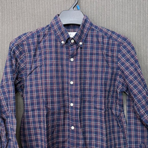 Gap Mens Size Small Navy & Red Plaid Button-Front Shirt Standard Fit Casual - Picture 3 of 8